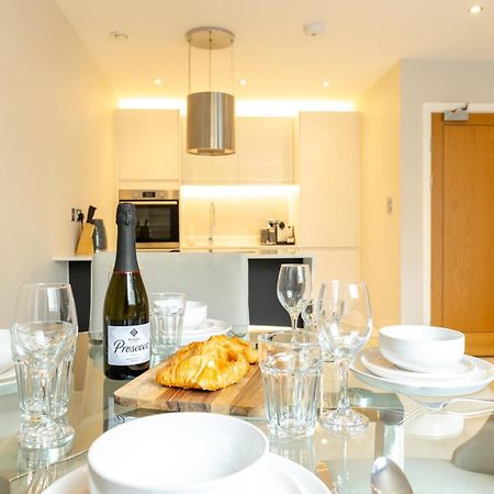 Exclusive Cardiff City Centre Apartment ภายนอก รูปภาพ