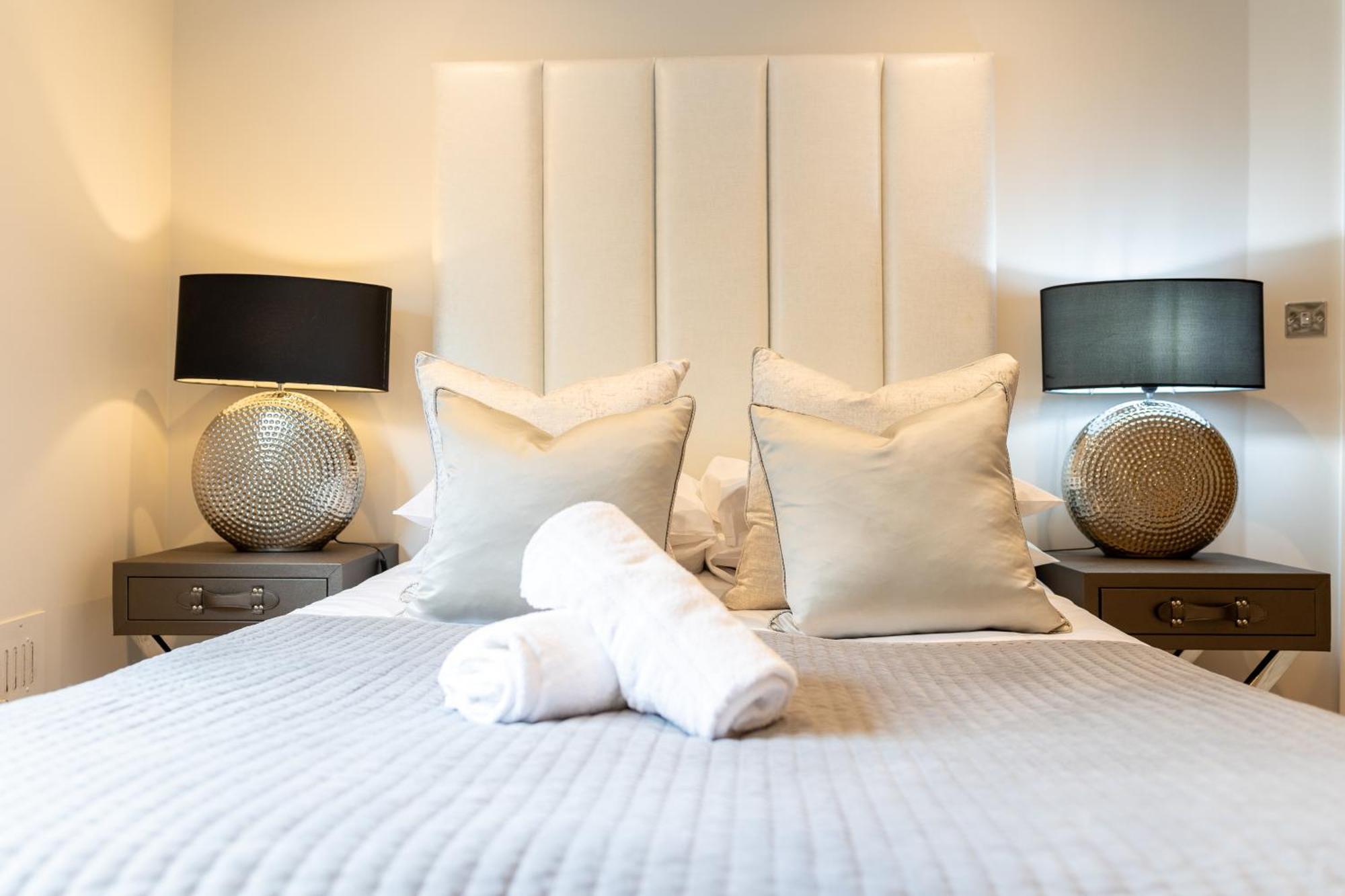 Exclusive Cardiff City Centre Apartment ภายนอก รูปภาพ