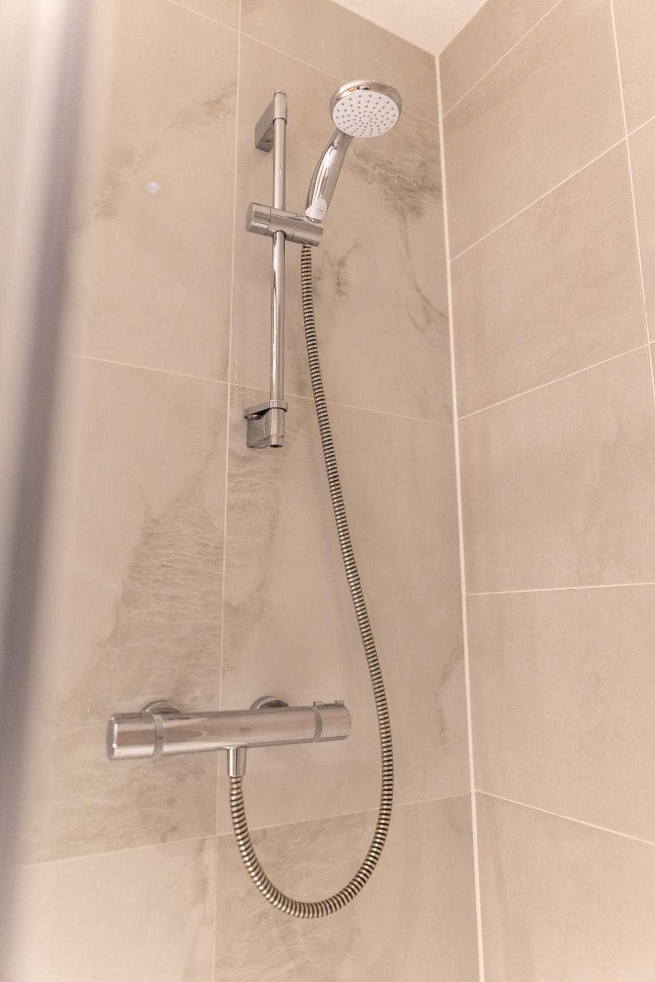 Exclusive Cardiff City Centre Apartment ภายนอก รูปภาพ
