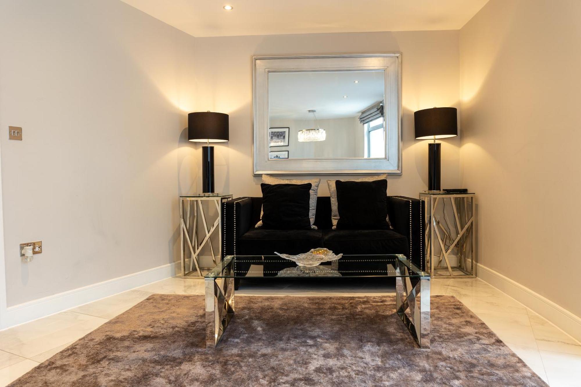 Exclusive Cardiff City Centre Apartment ภายนอก รูปภาพ