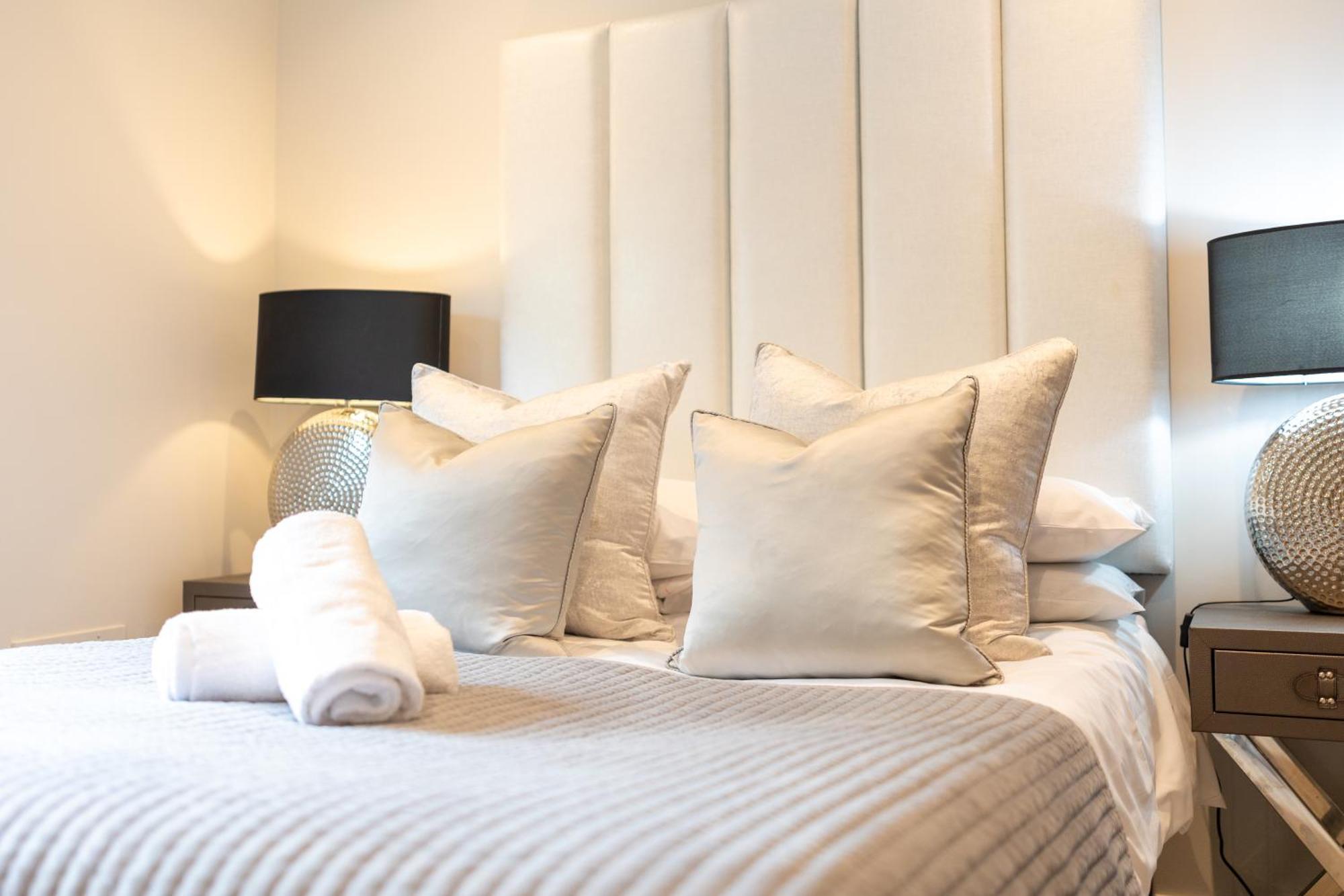 Exclusive Cardiff City Centre Apartment ภายนอก รูปภาพ